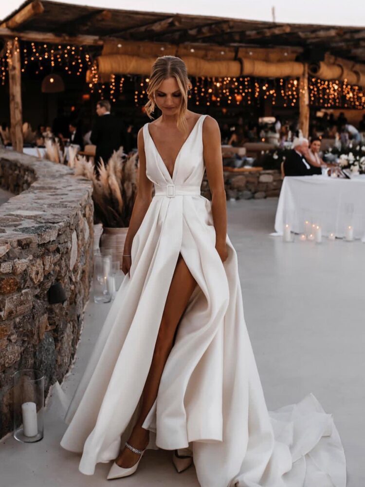 Tyara wedding dress Eva Lendel