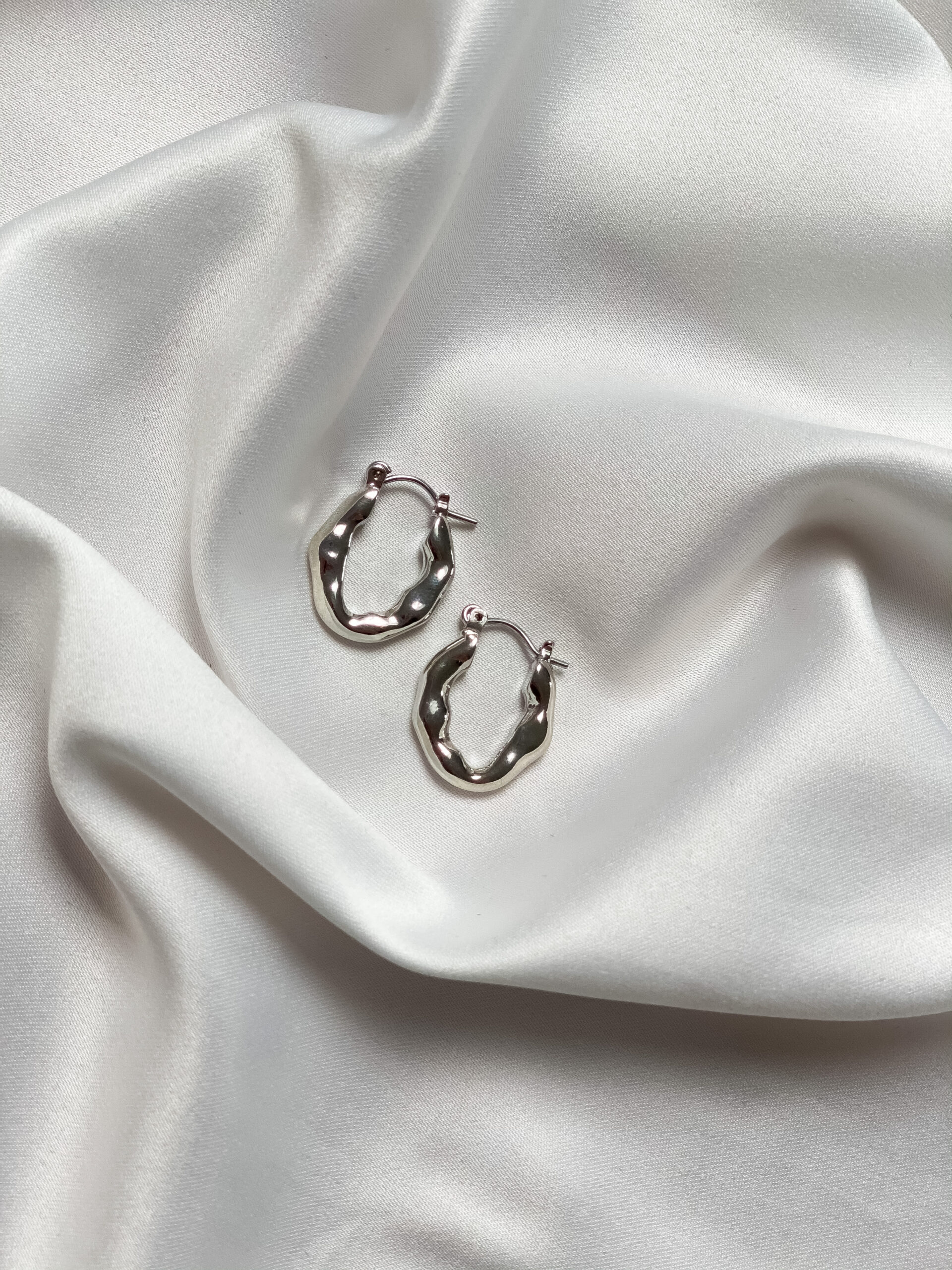 Lia hoops - Image 3